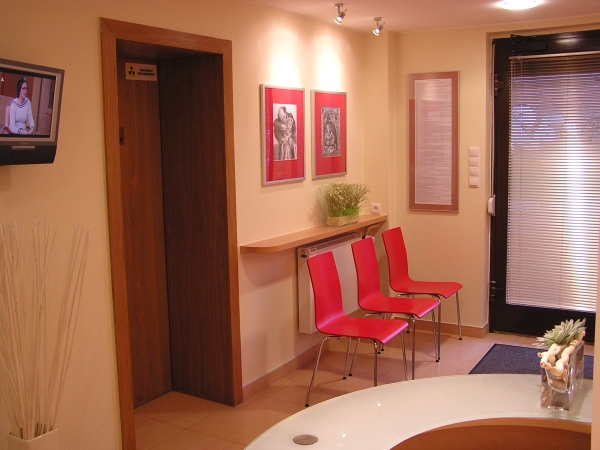 Meblo-Maxprojekt recepcja